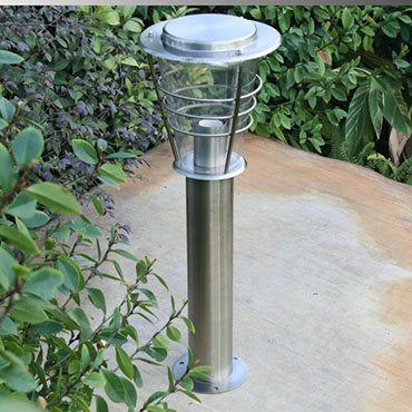 Sử dụng đèn năng lượng mặt trời cảm ứng trang trí sân vườn đẹp có lợi ích gì?