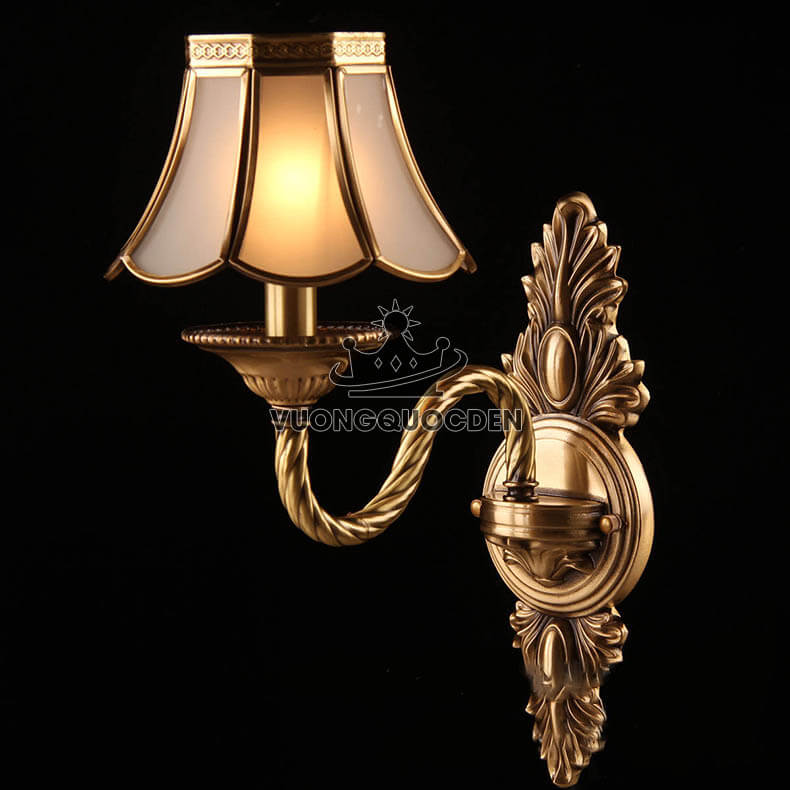 Tổng hợp 20 mẫu đèn trang trí đẹp cho phòng khách cổ điển, tân cổ điển